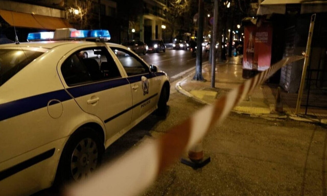 Makeshift bomb explodes in Koropi civil court building entrance early on Thursday