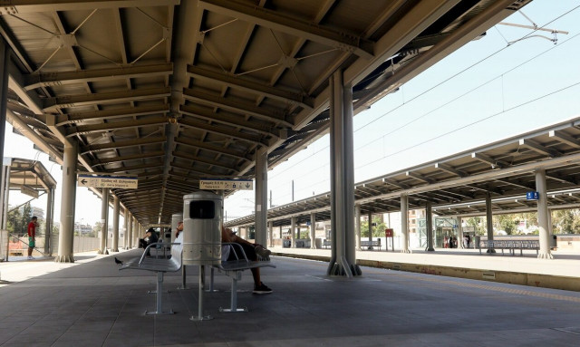 Τέμπη: Χωρίς σύστημα σηματοδότησης ο Προαστιακός στο κομμάτι «Δουκίσσης Πλακεντίας – Αεροδρόμιο»