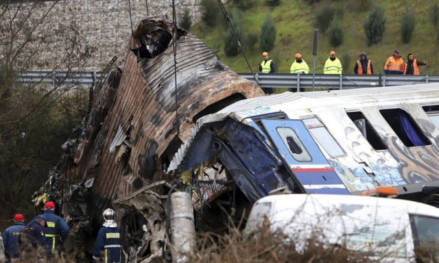 BBC: Οργισμένες διαδηλώσεις στην Ελλάδα μετά την τραγωδία στα Τέμπη