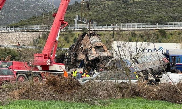 Τέμπη: Ανασύρθηκαν τρεις ακόμη νεκροί - 47 τα θύματα