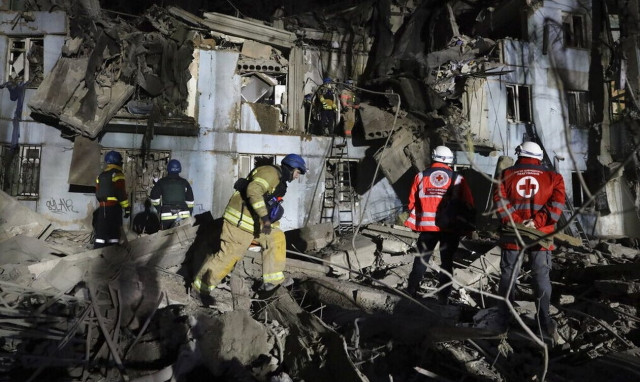 Το κτήριο που έγινε στόχος στη Ζαπορίζια