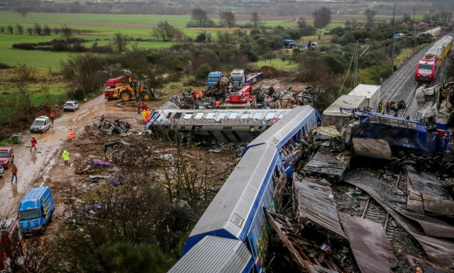 Τέμπη: Το χρονικό μιας προαναγγελθείσας τραγωδίας - Τα λάθη του σταθμάρχη και οι παραλείψεις ετών