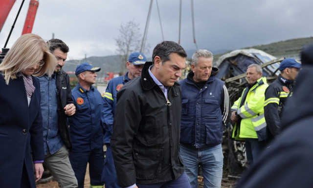 Ο ΣΥΡΙΖΑ ζητάει απαντήσεις για την τραγωδία στα Τέμπη  