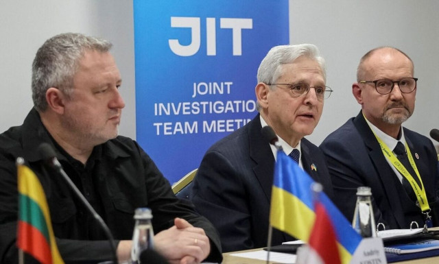 Ουκρανία: Αιφνιδιαστική επίσκεψη του Αμερικανού υπουργού Δικαιοσύνης στο Λβιβ