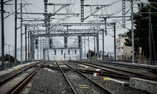 Τέμπη, σιδηρόδρομος