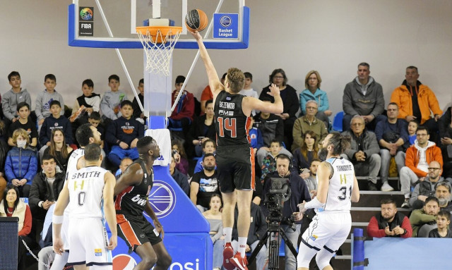 Basket League, Κολοσσός – Ολυμπιακός 79-80: Απέδρασε με λυτρωτή τον Βεζένκοβ