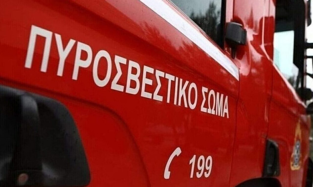 Φωτιά σε επιχείρηση στον Ασπρόπυργο