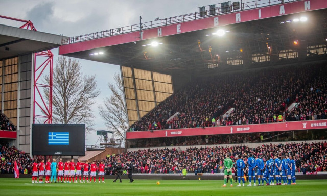 Τραγωδία στα Τέμπη: Ενός λεπτού σιγή για τα θύματα στο Νότιγχαμ – Έβερτον της Premier League
