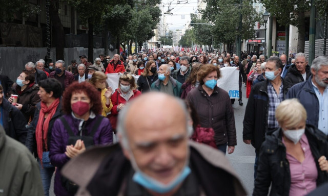 Επικουρικές συντάξεις: Πότε πληρώνονται οι δικαιούχοι συνταξιούχοι τα αναδρομικά