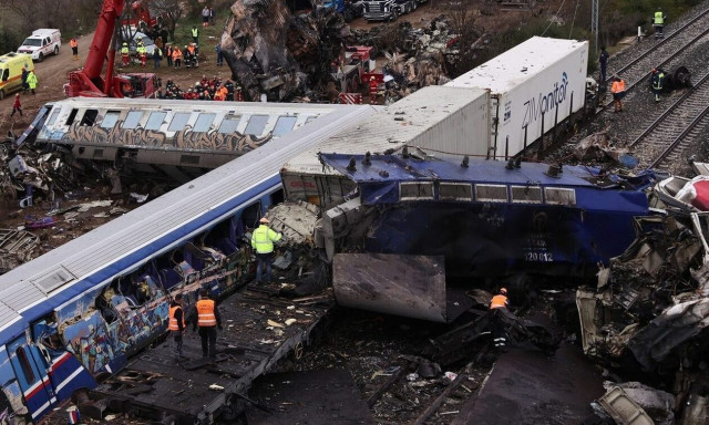 Σύγκρουση τρένων στα Τέμπη: Απειλή για βόμβα στο σταθμαρχείο Λάρισας