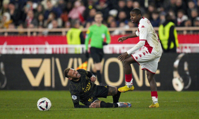 Παρί Σεν Ζερμέν: Μπαίνει στο χειρουργείο ο Νεϊμάρ, χάνει το υπόλοιπο της σεζόν