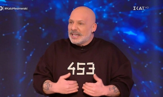 Μουτσινάς: «Όταν πέθανε η μάνα μου έπαιζα επιτραπέζια με φίλους μου για να ξεχαστώ»