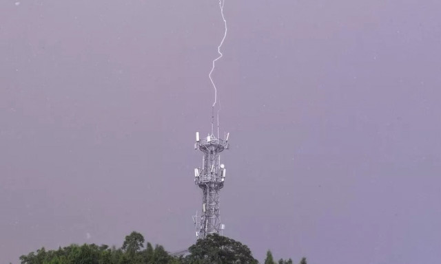 Τρεις συλλήψεις στα σύνορα Σερβίας - Κροατίας για ραδιενεργό υλικό σε αυτοκίνητο