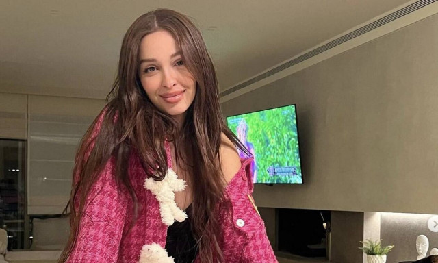 Φουρέιρα: Νέα φωτογραφία με τον γιο της - Φάνηκε το πρόσωπό του