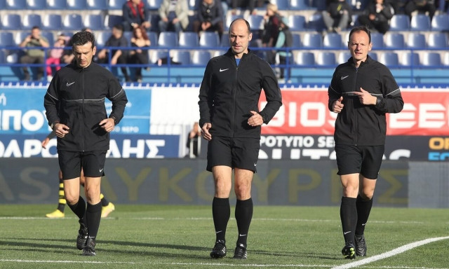 Super League: Έγινε έλεγχος στα δοκάρια πριν το Ατρόμητος – ΑΕΚ