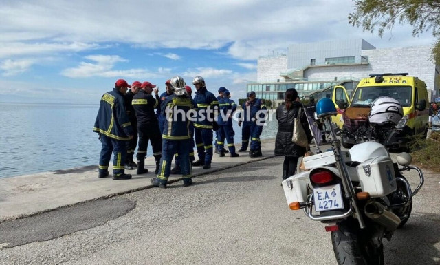 Θεσσαλονίκη: Αστυνομικός δέθηκε με χειροπέδες και αυτοκτόνησε