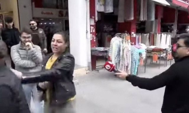 Τουρκία: Τον χτύπησε μπροστά στην κάμερα επειδή είπε ότι θα ψηφίσει Ερντογάν