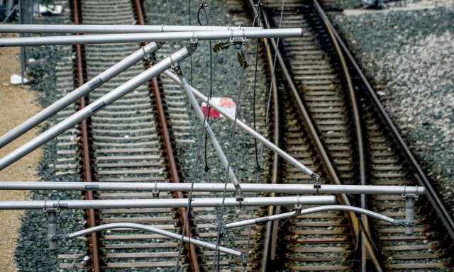 Κίνδυνος - θάνατος οι αφύλακτες διαβάσεις τρένων - Νέα καταγγελία στη Λάρισα