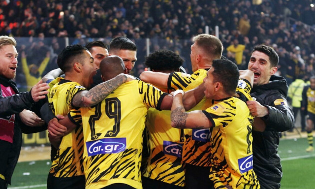 ΑΕΚ – Ολυμπιακός: «Μας χτυπούν, είμαστε στόχος! Κανένα βεγγαλικό, καμία κροτίδα»