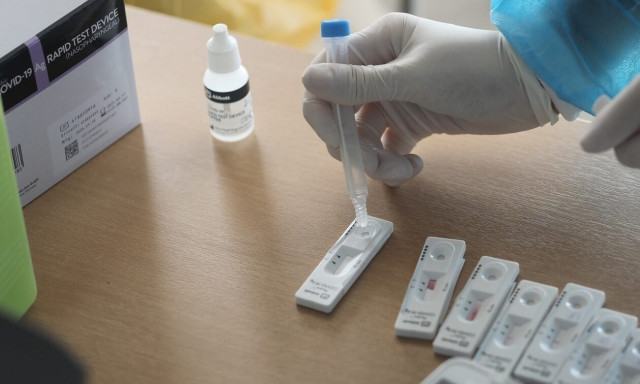 ΕΟΔΥ: 89 θάνατοι από κορονοϊό - 95 διασωληνωμένοι