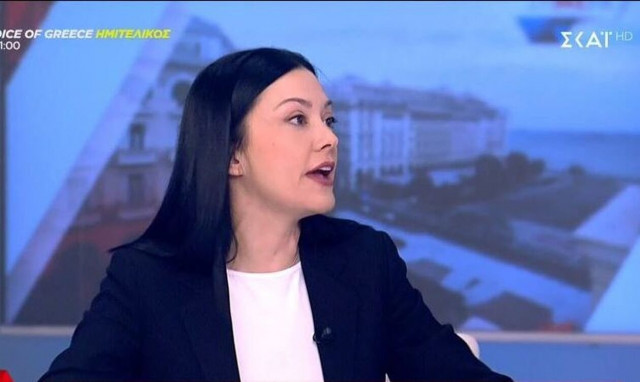 «Σκοτώθηκαν» στον αέρα για τα Τέμπη: «Έλεος, αφήστε και μια γυναίκα να μιλήσει»