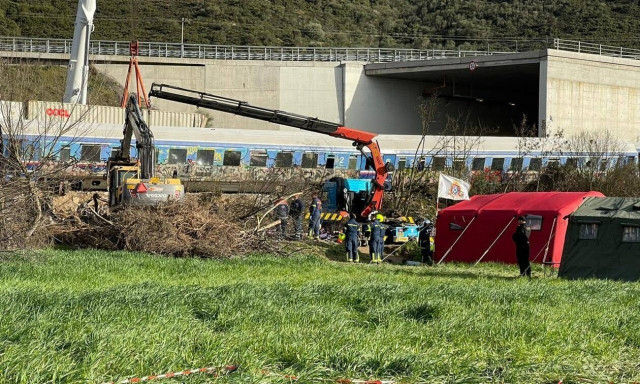 Τέμπη: «Κοιμηθήκαμε με παιδί και ξυπνήσαμε χωρίς παιδί» - Ραγίζει καρδιές η μητέρα του μηχανοδηγού
