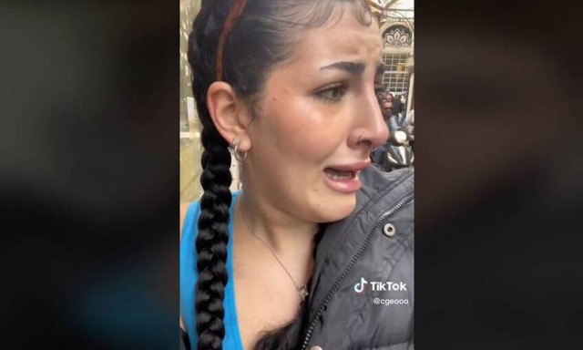 Τουρίστρια «φρικάρει» με τα επεισόδια στο κέντρο - «Θα πεθάνουμε θεέ μου», ούρλιαζε