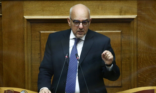 Μπάμπης Παπαδημητρίου για Καραμανλή: Ας τον βοηθήσει ο Μητσοτάκης να αποφασίσει για τις εκλογές