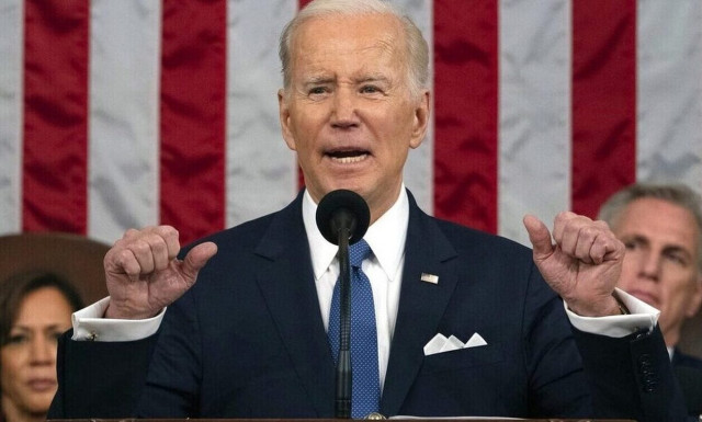 Το Κογκρέσο απαιτεί από τον Μπάιντεν να αποκαλύψει πληροφορίες για την προέλευση του κορονοϊού