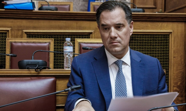 Άδωνις Γεωργιάδης: Τι απαντά στην ερώτηση «πότε δουλεύεις;»