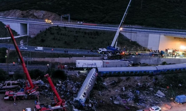 Τέμπη: «Ο σταθμάρχης γύρισε το κλειδί μετά την τραγωδία για να καλύψει το λάθος του»