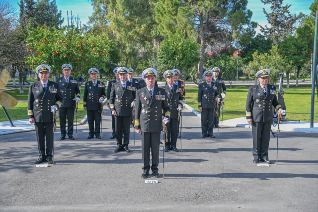 Τελετή παράδοσης παραλαβής καθηκόντων του Διοικητή ναυστάθμου Σαλαμίνας