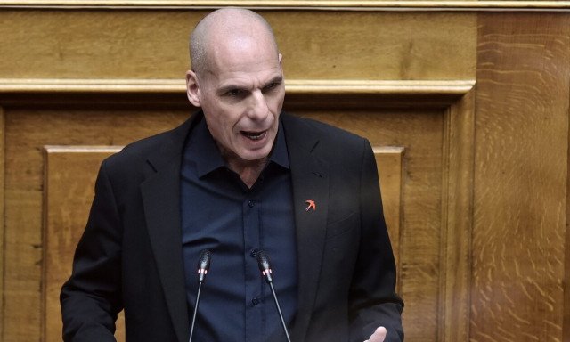 Βαρουφάκης: «Αναρρώνω, o τραυματισμός μου να εξιχνιαστεί από τη Δικαιοσύνη»