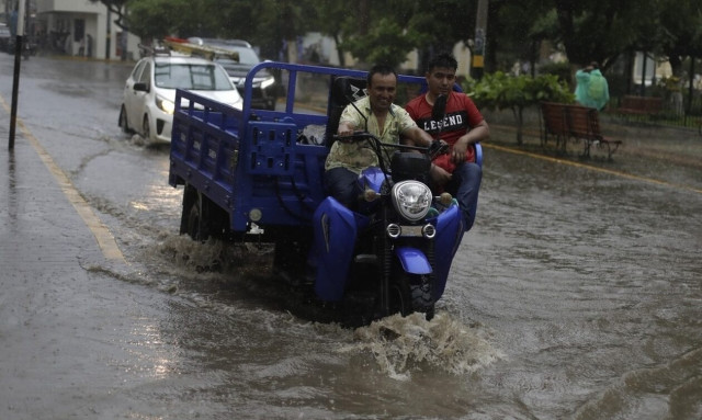 Περού: Τουλάχιστον 6 νεκροί από πλημμύρες που οφείλονται στον κυκλώνα Γιάκου