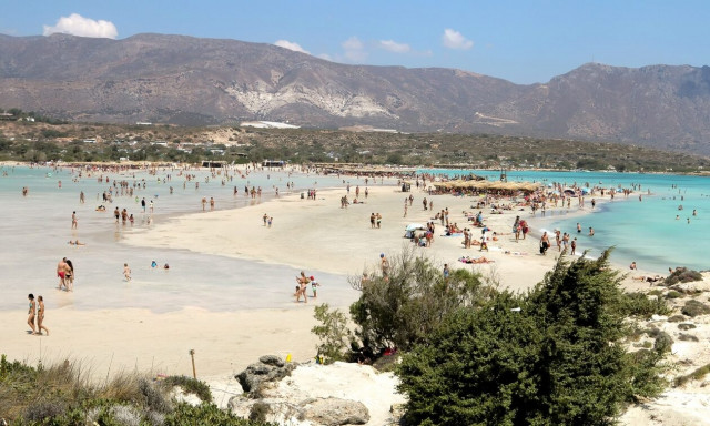 Οι ξένοι τουρίστες επιλέγουν την Ελλάδα για διακοπές και συγκεκριμένα τα Χανιά