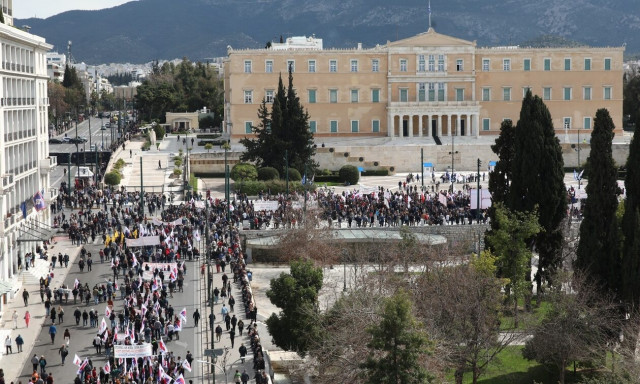 Νέες συγκεντρώσεις διαμαρτυρίας για την τραγωδία των Τεμπών