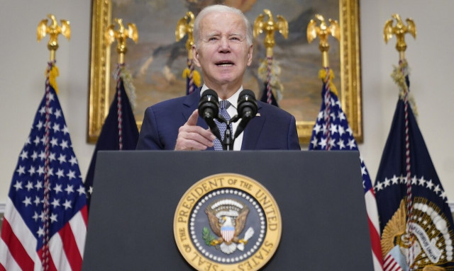 Νέες δηλώσεις Μπάιντεν για τα «λουκέτα» σε τράπεζες