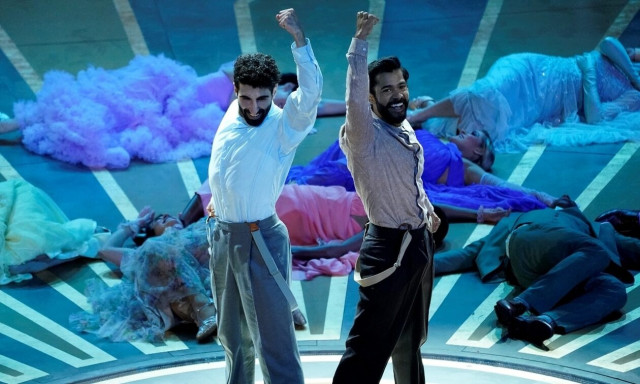 «Naatu Naatu»: Οι Ινδοί που κέρδισαν Lady Gaga και Ριάνα