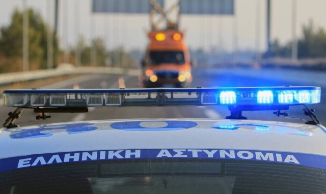 Νταλίκα «δίπλωσε» μέσα στη σήραγγα της Κατερίνης