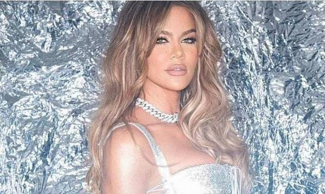 Άγριο κράξιμο στην Khloe Kardashian για το photoshop