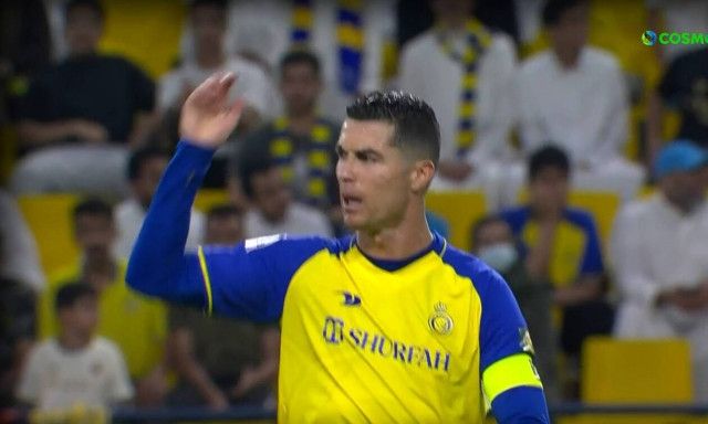 Κριστιάνο Ρονάλντο: Εξοργίστηκε με τον διαιτητή, «τρελάθηκε» ο Πορτογάλος (video)