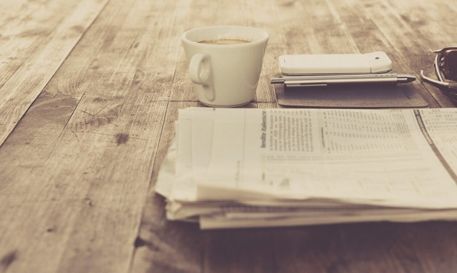 Η συζήτηση για τις ευθύνες και ο Κώστας Καραμανλής στα πρωτοσέλιδα των εφημερίδων