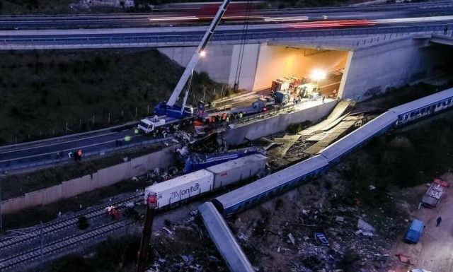 Τέμπη - Πατέρας θύματος: Έκαναν γκάλοπ πάνω από τα φέρετρα των παιδιών, δεν γλιτώνουν