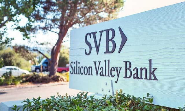 Οι Αμερικάνοι μεταφέρουν καταθέσεις από μικρές σε μεγάλες τράπεζες