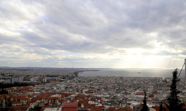 Θεσσαλονίκη: Ιδιοκτήτες βγάζουν τα ακίνητά τους προς πώληση γιατί... κουράστηκαν