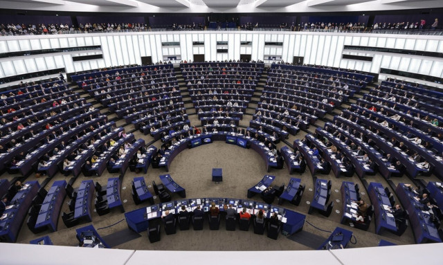 Ευρωπαϊκή οδηγία για επαρκές ελάχιστο εισόδημα στα κράτη μέλη ζητούν οι ευρωβουλευτές