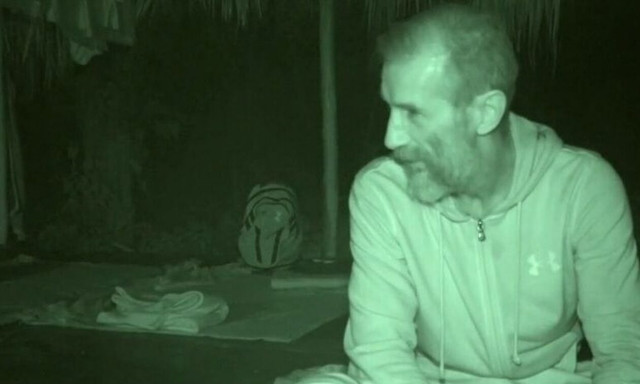 Survivor All Star: Οι Μπλε ξέχασαν τις προμήθειες έξω και γέμισαν μυρμήγκια - Έξαλλος ο Καραγκούνιας