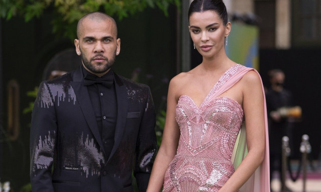 Ντάνι Άλβες: Τον χώρισε η Τζοάνα Σανθ - «Τον αγαπώ αλλά σέβομαι τον εαυτό μου»