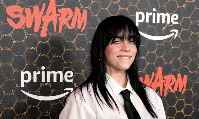 H Μπίλι Άιλις σε ρόλο ηθοποιού στη σειρά «Swarm»
