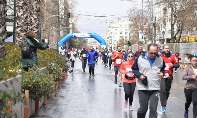 Ημιμαραθώνιος Αθήνας: Κυκλοφοριακές ρυθμίσεις την Κυριακή - Ποιοι δρόμοι θα κλείσουν